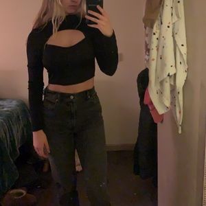 Black cut out long sleeve crop top
